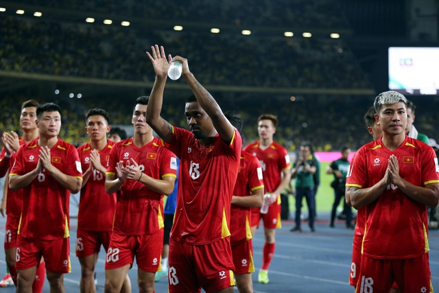 Đội tuyển Việt Nam và Thái Lan còn 20% cơ hội dự Asian Cup: Mất điểm nặng nề, rớt hạng FIFA- Ảnh 2.