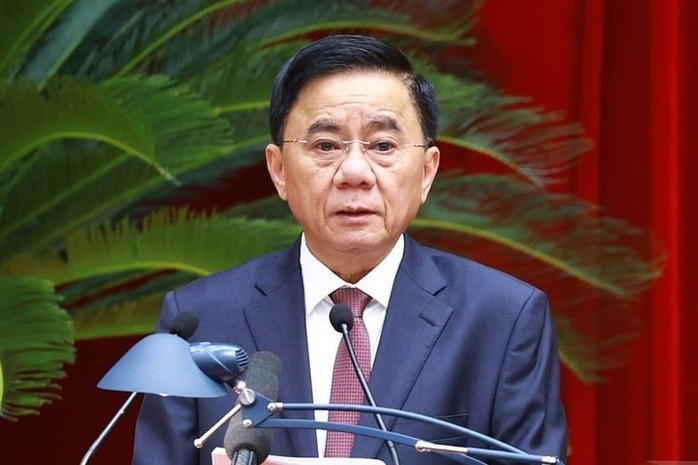 Thay mặt Bộ Chính trị, Ủy viên Bộ Chính trị, Thường trực Ban Bí thư Trần Cẩm Tú vừa ký ban hành Kết luận 162