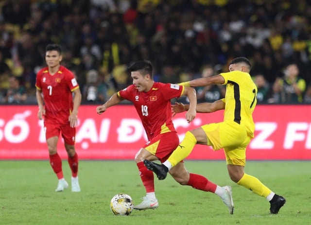 Chủ tịch VFF: ‘Tôi mất ngủ vì trận thua Malaysia, nhưng Việt Nam không nhập tịch ồ ạt như Malaysia, Indonesia'- Ảnh 1.