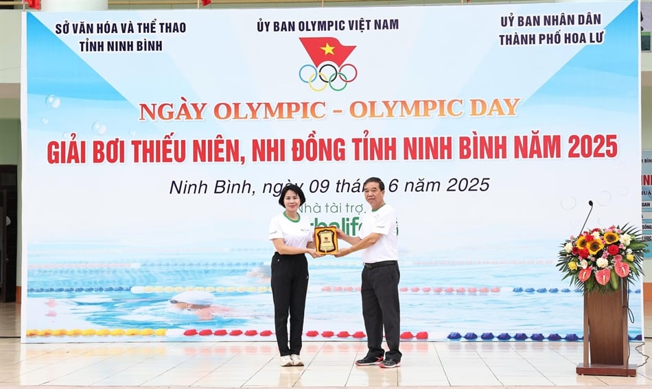 Ninh Bình đẩy mạnh phong trào tập luyện môn bơi, phòng chống đuối nước trong toàn dân - Ảnh 1.