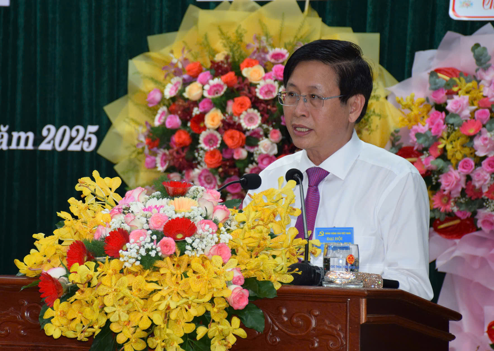 Ông Lê Ngọc Khánh, Phó Chủ tịch UBND tỉnh phát biểu tại đại hội.