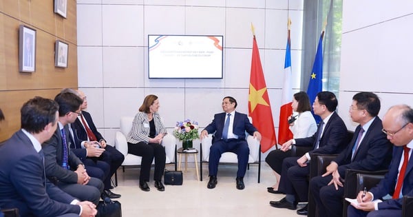 Thủ tướng tiếp lãnh đạo tập đoàn công nghệ Thales của Pháp