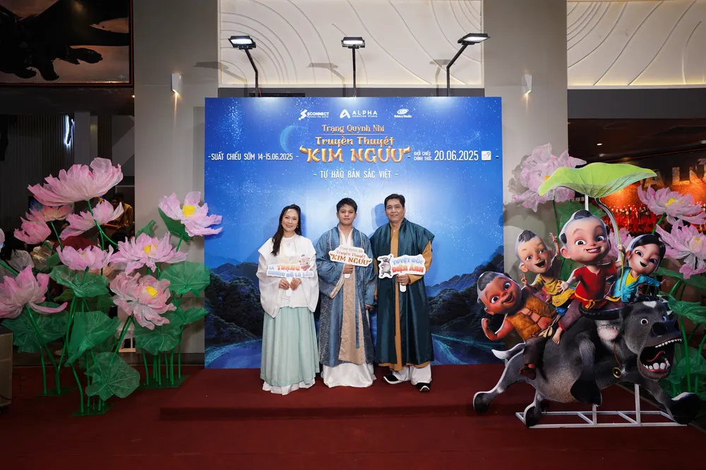 Ảnh 10_ Vợ chồng Đức Thịnh & Thanh Thúy & con trai Cà Phê.JPG