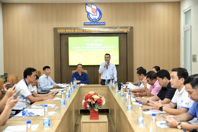 Lần đầu tiên môn pickleball xuất hiện khí thế tại 'Hội thao những người làm báo TP.HCM'- Ảnh 1.