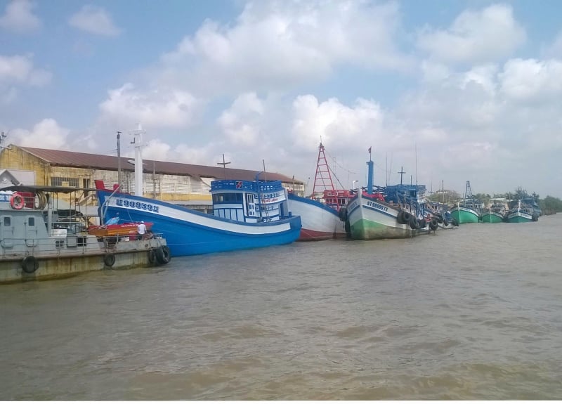 Một công nhân tử vong do trượt chân vào máy xay nước đá -0