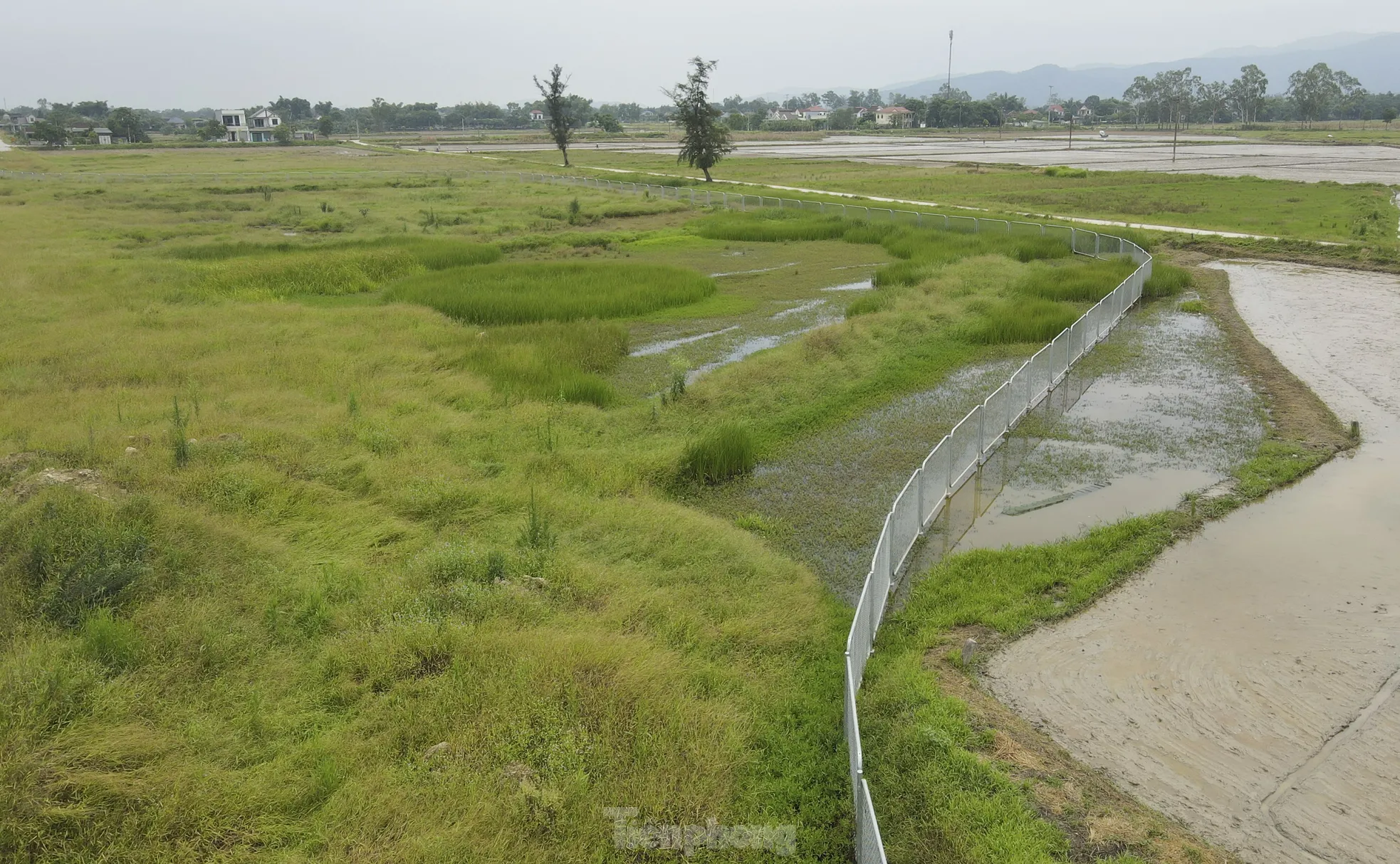 El proyecto de parada de descanso en la autopista que pasa por Ha Tinh está lento, foto 6