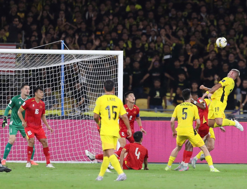 Thất bại bẽ bàng của đội tuyển Việt Nam: Vé đi VCK Asian Cup sẽ vào tay Malaysia?- Ảnh 1.