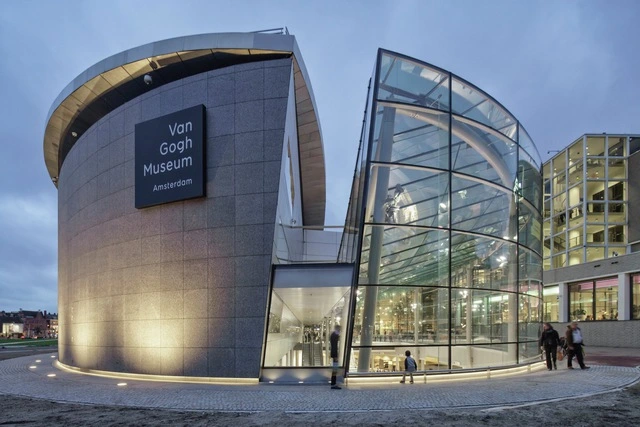 van-gogh-museum.webp