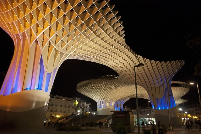 metropol-parasol-bieu-tuong-kien-truc-doc-dao.webp