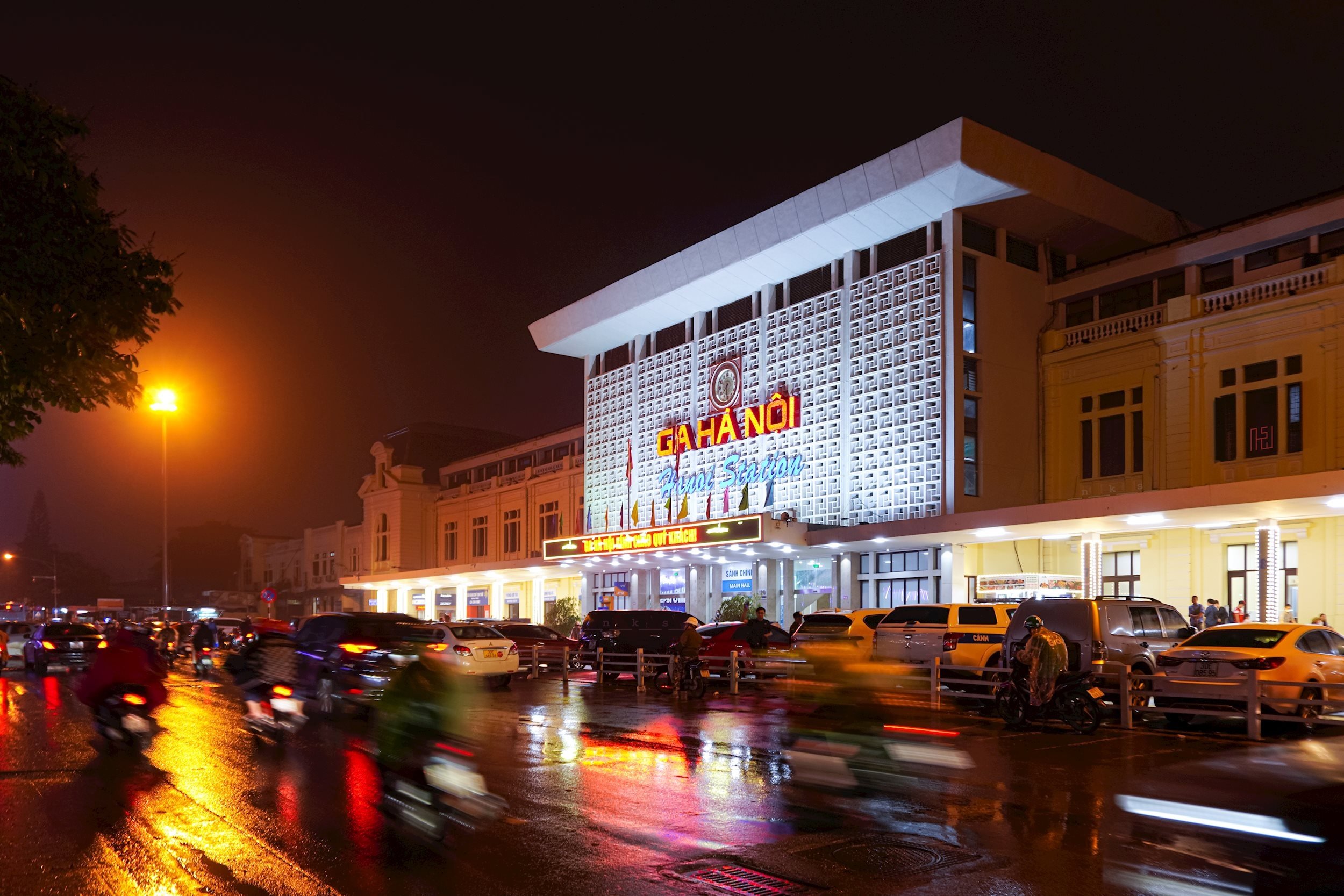 Hanoi Railway Station Train Timetable: Full Schedule and Train Ticket Booking Guide 2025