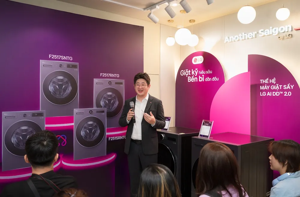 La nueva lavadora secadora de LG aplica muchas funciones de IA