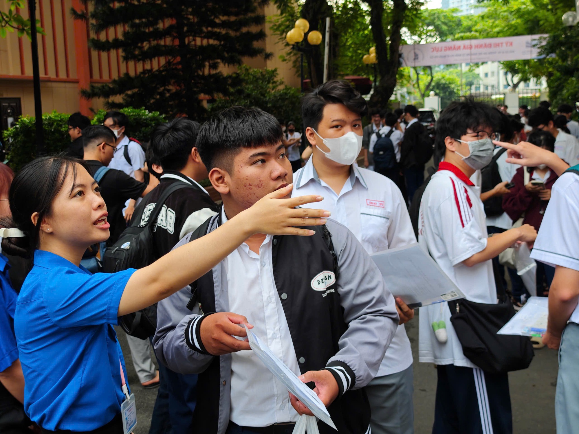 Thí sinh điểm cao kỳ thi đánh giá năng lực 2025 có tăng điểm chuẩn không? - Ảnh 1.