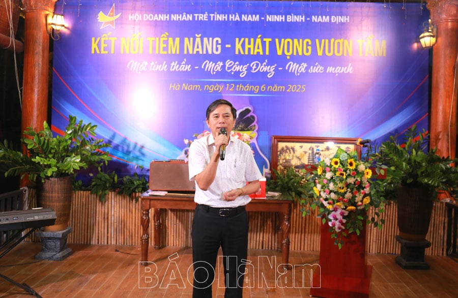 Giao lưu Ban Chấp hành Hội Doanh nhân trẻ 3 tỉnh Hà Nam Ninh Bình Nam Định
