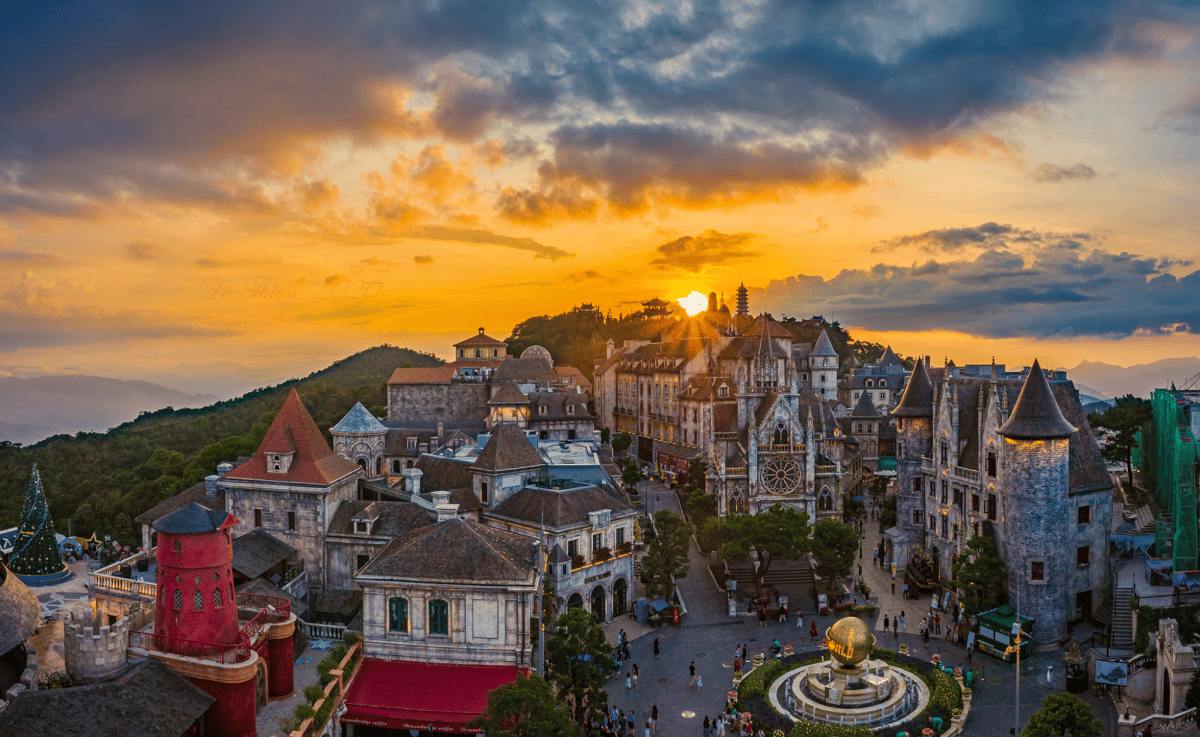 Tour Da Nang 5 días 4 noches Hoi An Ba Na Hue 2025: Programa detallado y experiencia práctica