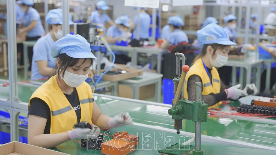 Tập trung thu ngân sách nhà nước