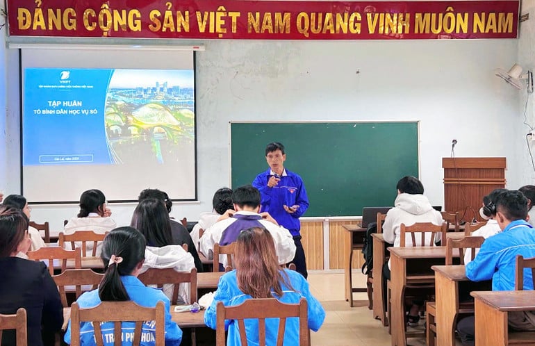 Quang cảnh một lớp tập huấn 
