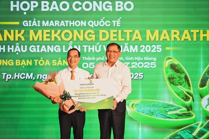 10.000 vận động viên đua tài Giải Marathon quốc tế 
