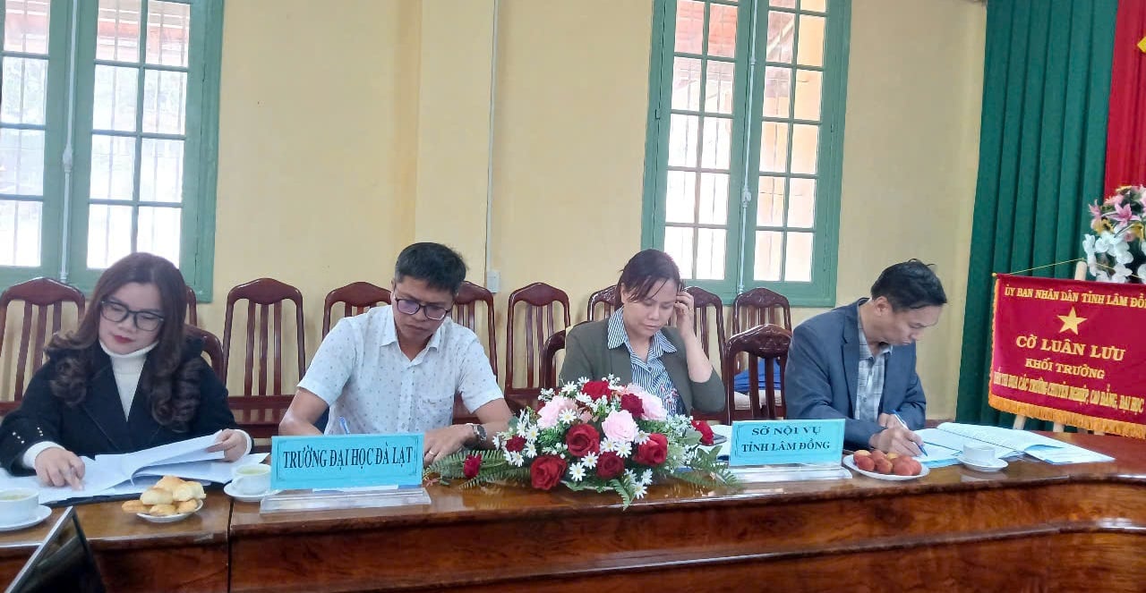 Lãnh đạo các trường Đại học - Cao đẳng tham dự hội nghị.