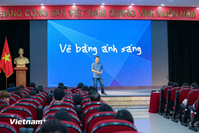 vnp-cong-nghe-tu-trai-tim-2025-5.jpg