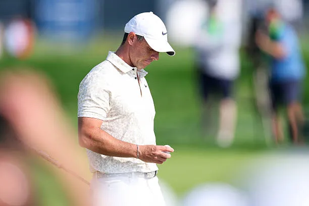 JJ Spaun: ដំណើរនៃការរស់ឡើងវិញពី... ខ្សែភាពយន្តមួយទៅកាន់កំពូលតារាង US Open រូបថតទី 4