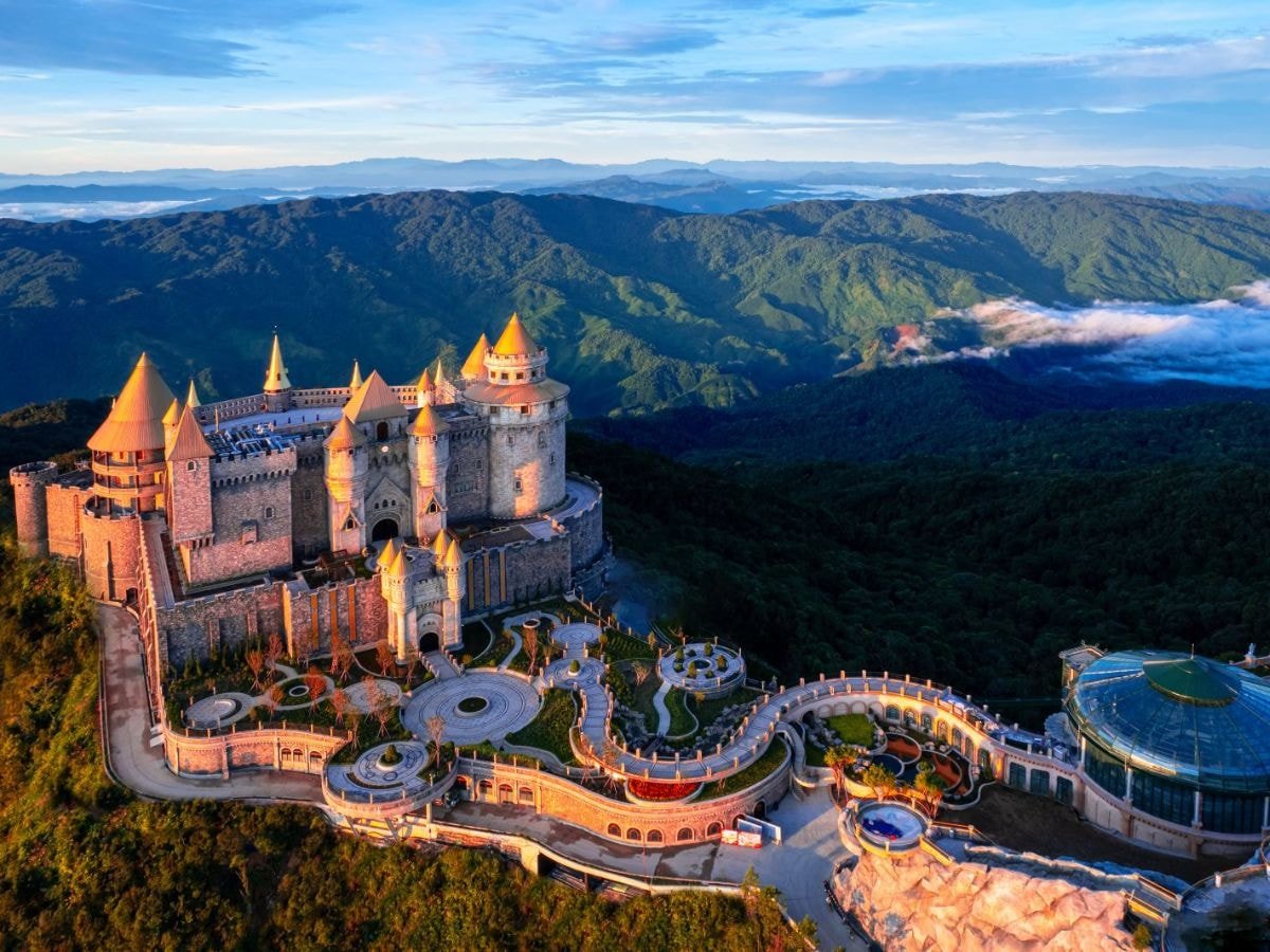 Tour Da Nang 5 días 4 noches Hoi An Ba Na Hue 2025: Programa detallado y experiencia práctica