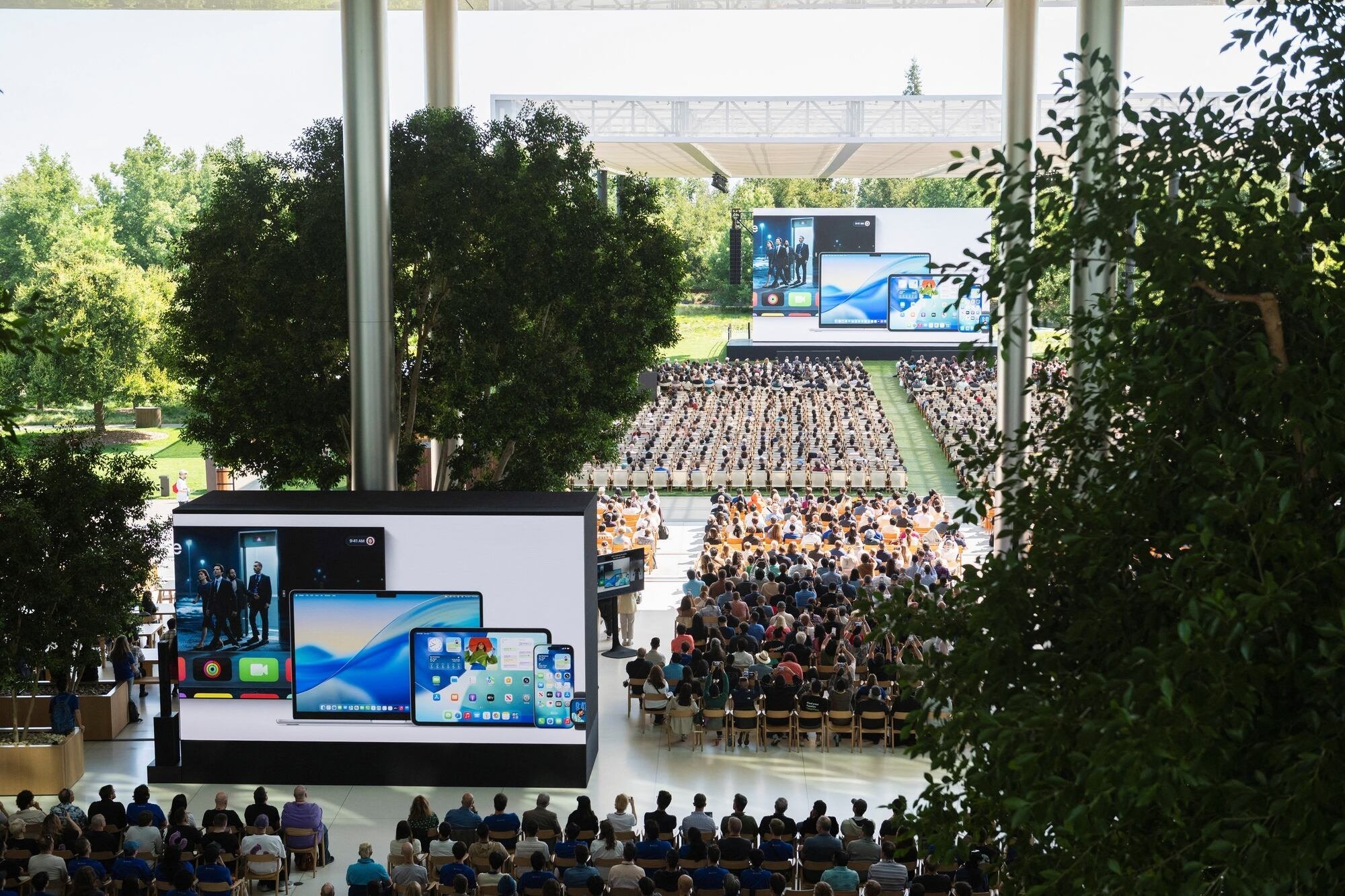su kien WWDC 2025,  Liquid Glass iOS 26,  Apple Intelligence,  tri tue nhan tao anh 1