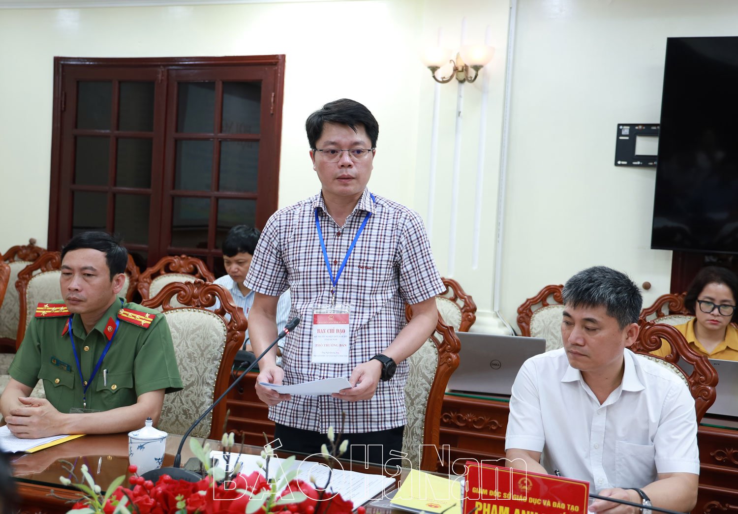 Thứ trưởng Bộ Giáo dục và Đào tạo Phạm Ngọc Thưởng làm việc tại Hà Nam