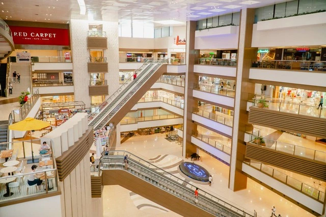 shangri-la-plaza.webp