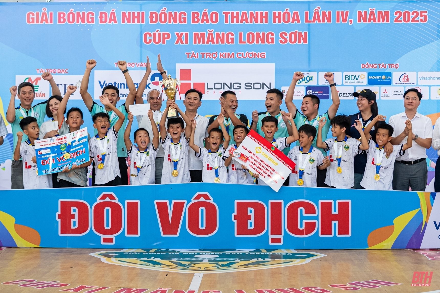 U8 Thiệu Hóa và U10 Nghi Sơn đăng quang giải Bóng đá Nhi đồng Báo Thanh Hóa lần thứ IV năm 2025 - Cúp Xi măng Long Sơn