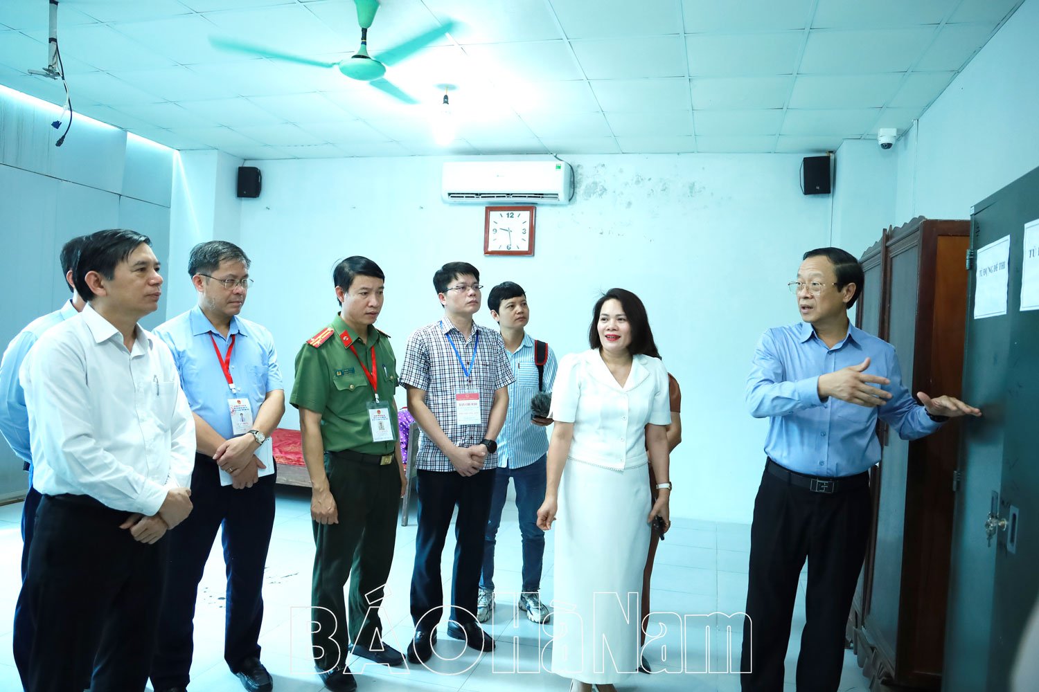 Thứ trưởng Bộ Giáo dục và Đào tạo Phạm Ngọc Thưởng làm việc tại Hà Nam