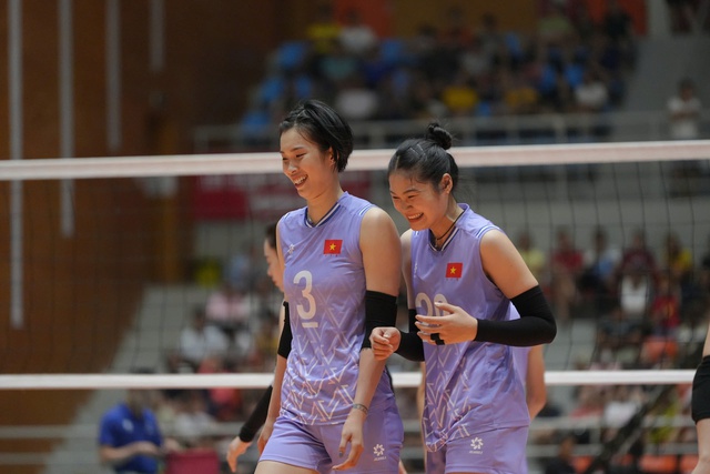 Thắng dễ Ấn Độ, đội tuyển bóng chuyền nữ Việt Nam vào bán kết AVC Nations Cup- Ảnh 1.