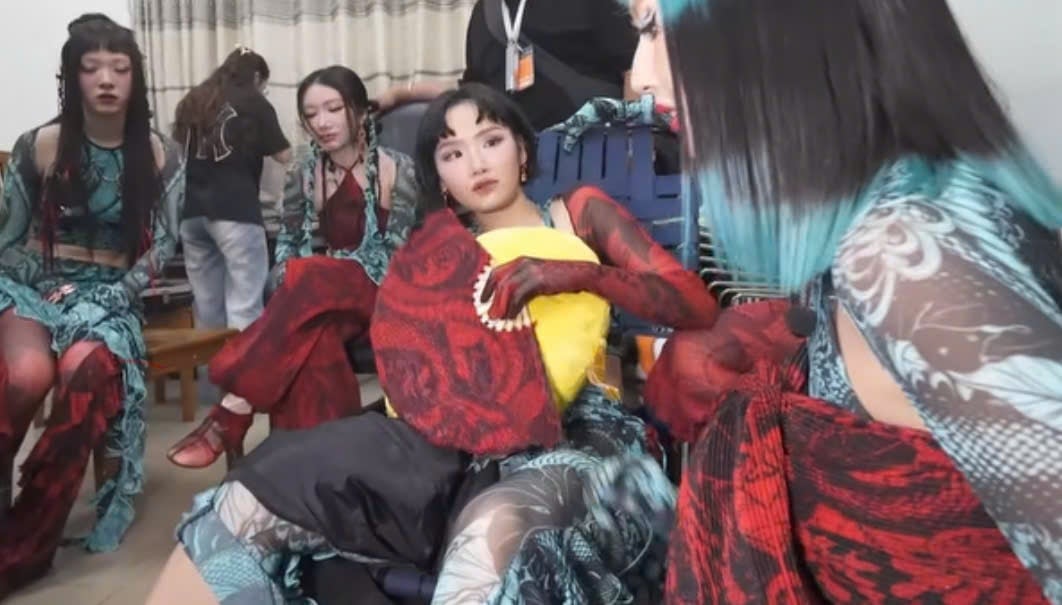 Miu Le,  em xinh,  trat chan anh 1