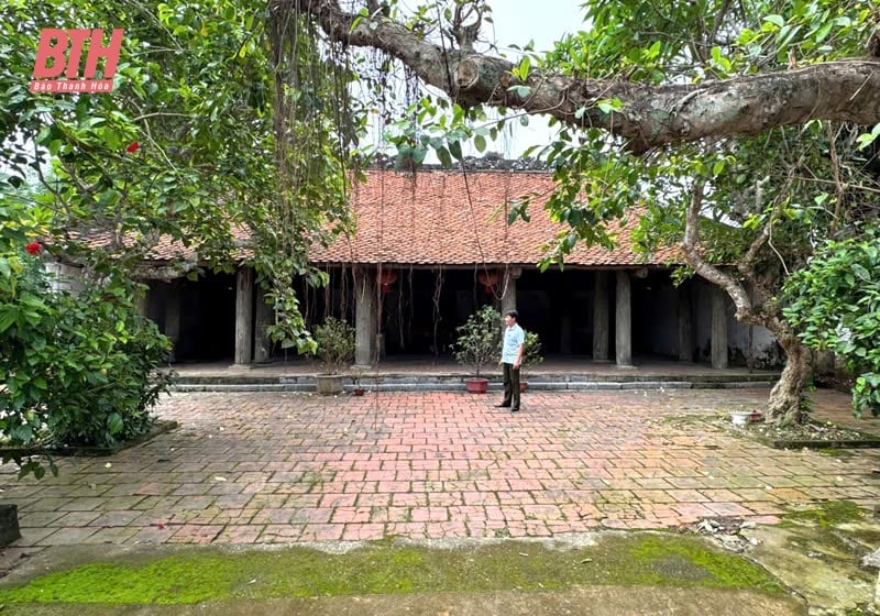 ទស្សនាប្រាសាទ Thiet Cuong