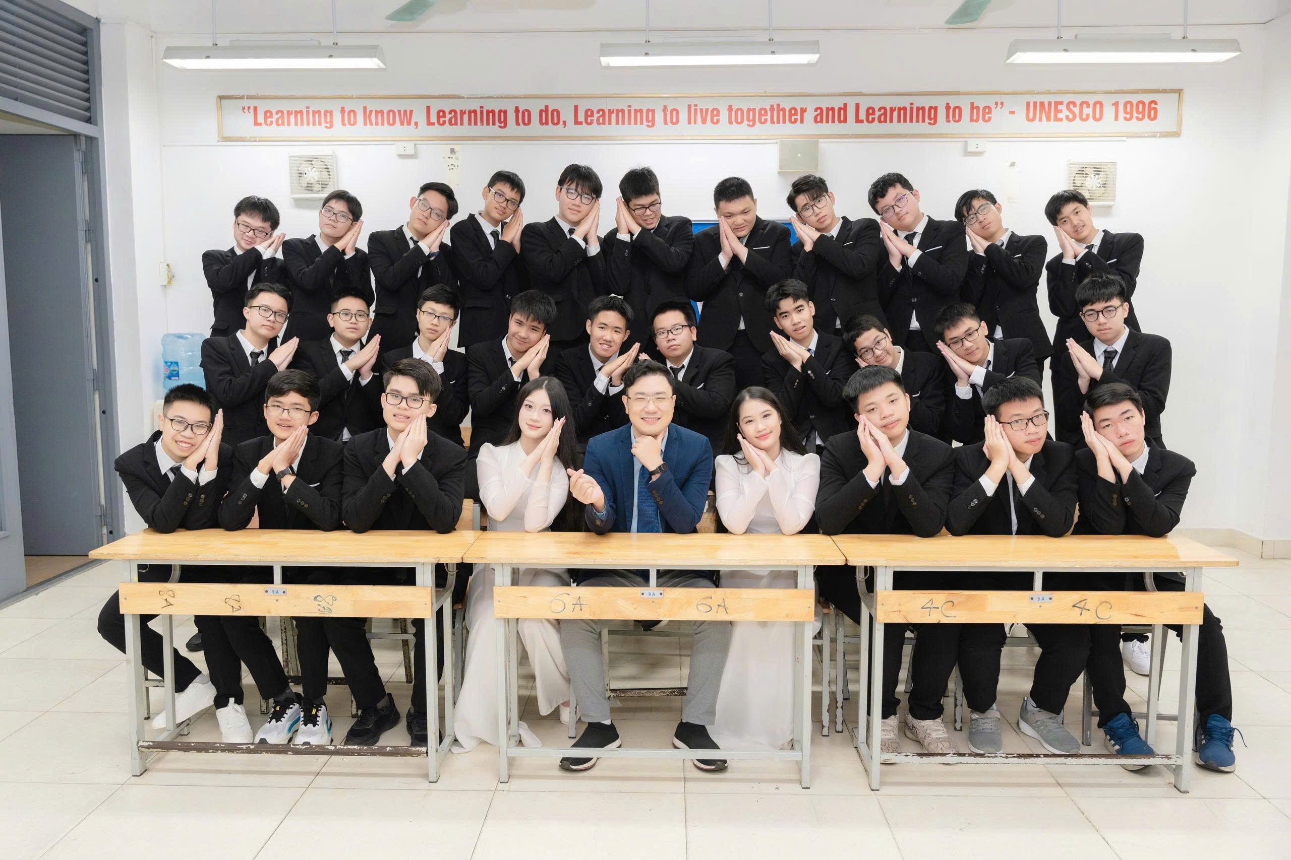 Bí mật của thầy giáo có 28/29 học sinh đỗ Trường chuyên Khoa học tự nhiên - 3