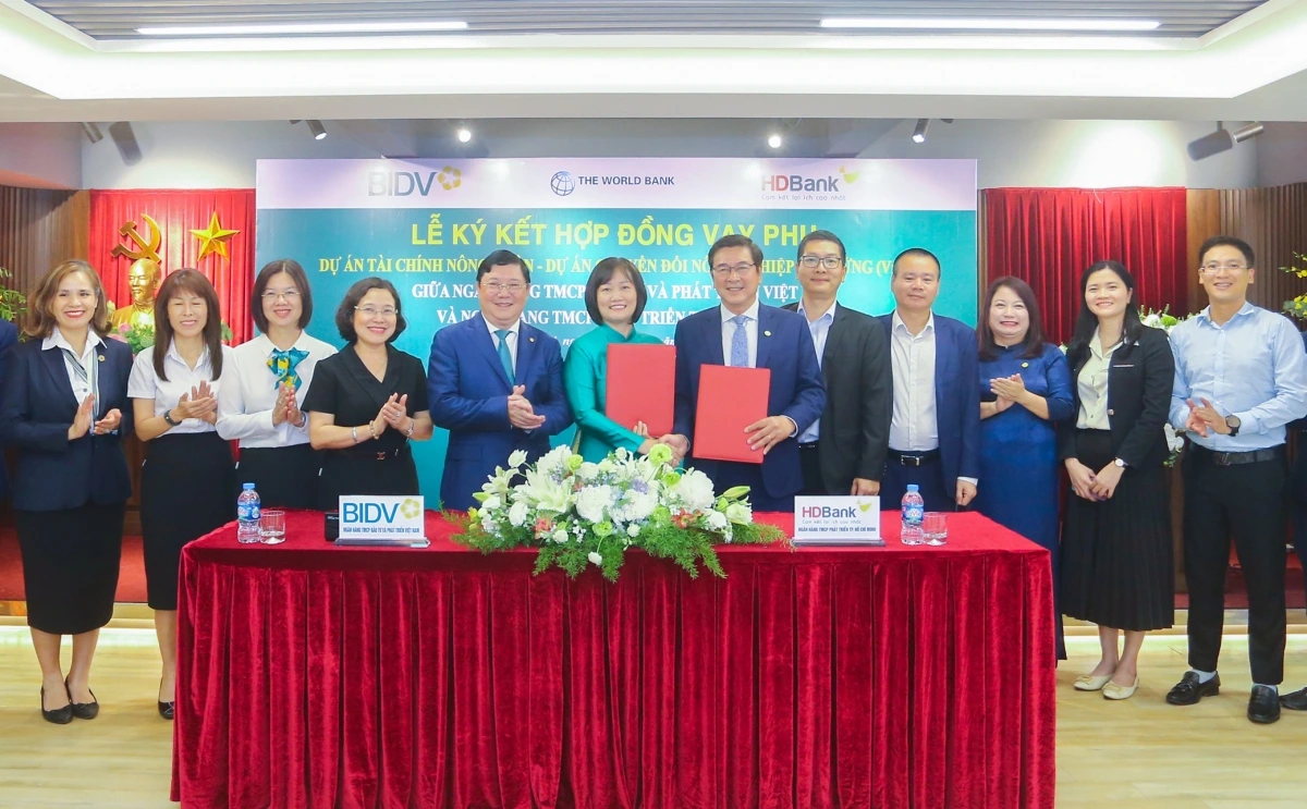 hdbank-hop-tac-bidv-trien-khai-nguon-von-quoc-te-thuc-day-phat-trien-ben-vung.webp