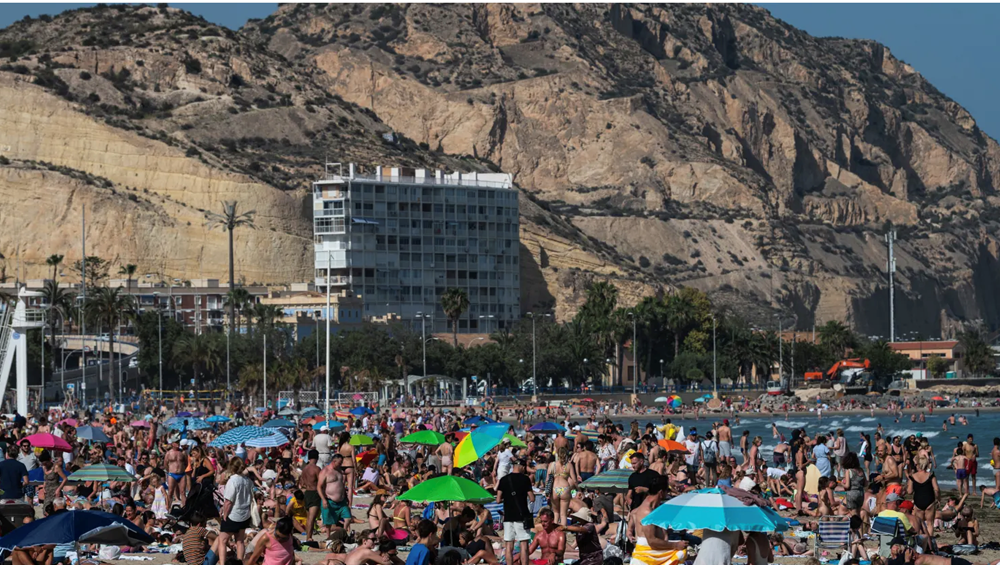 Amerikanische Touristen vermeiden diesen Sommer Reisen nach Europa – Foto 1