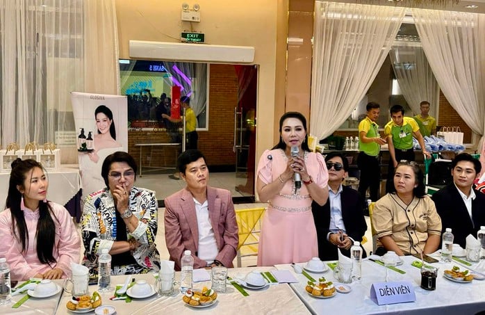 NSƯT Ngọc Huyền và Kim Tử Long tái ngộ trong 
