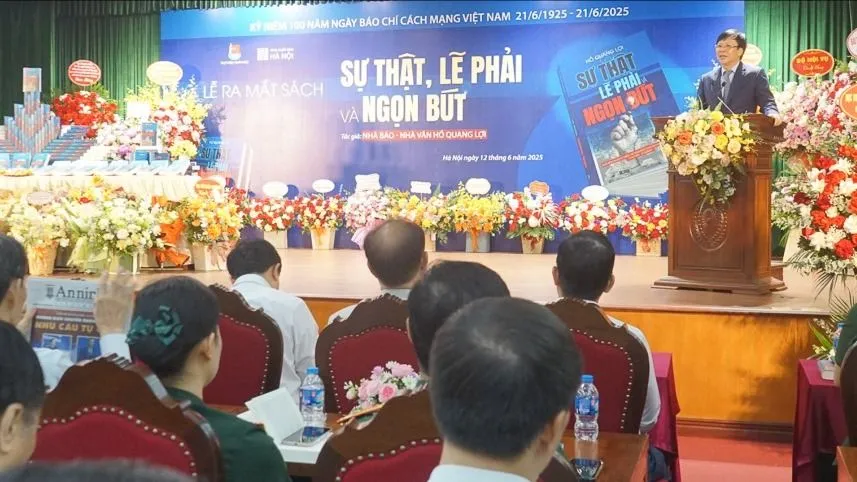 Ra mắt cuốn sách “Sự thật, lẽ phải và ngọn bút”