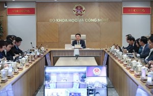 Bước ngoặt thể chế từ Trung ương tới địa phương - Ảnh 2.