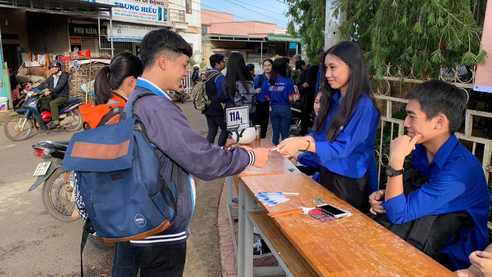Huyện Đoàn Di Linh đã sẵn sàng các đội hình tiếp sức mùa thi nhằm hỗ trợ các thí sinh tham gia kỳ thi tốt nghiệp THPT năm học 2024 - 2025