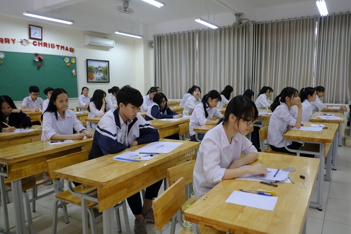 Gỡ vướng dạy học 2 buổi/ngày: Vẫn chờ hướng dẫn của Bộ GD&ĐT- Ảnh 1.