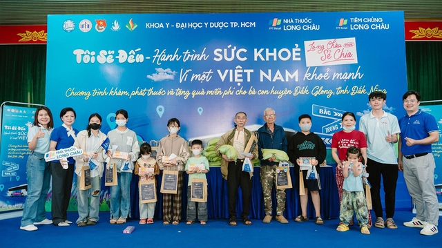Long Châu, ĐH Y Dược TP.HCM khởi động hành trình vì sức khỏe cộng đồng- Ảnh 1.