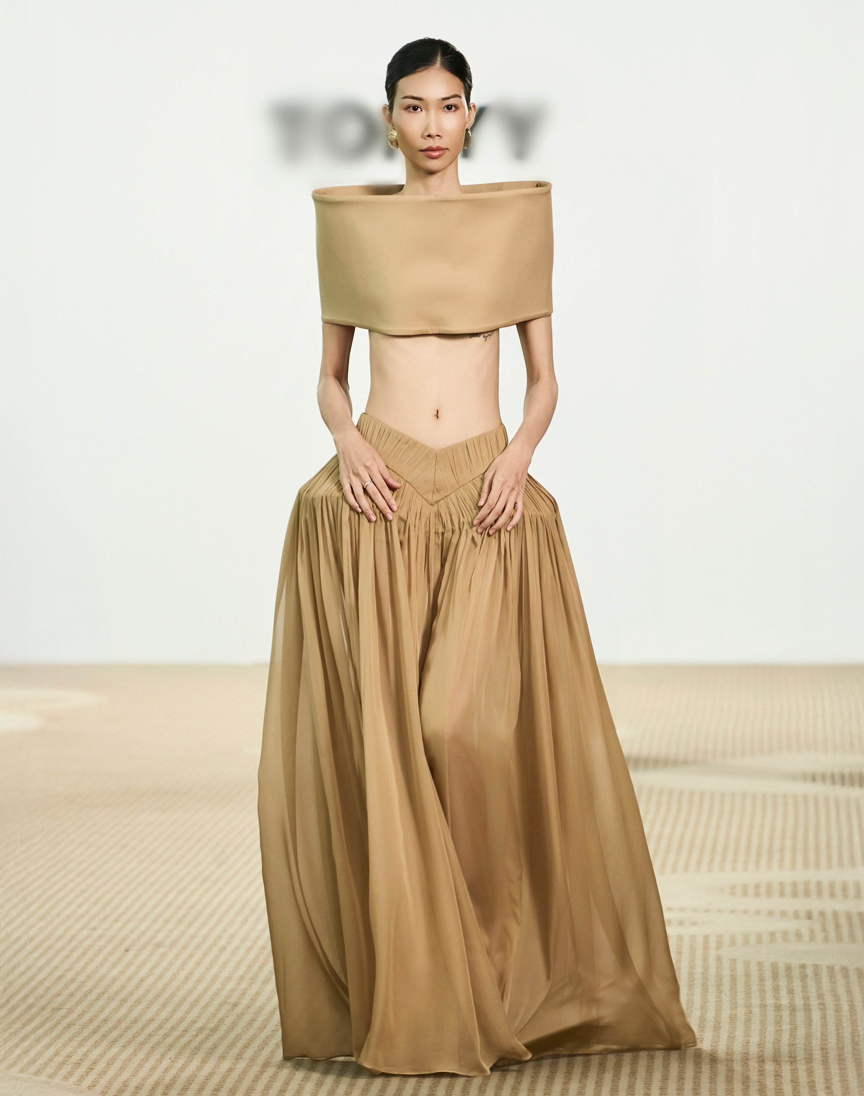 Minh Triệu - Kỳ Duyên chạm mặt gây chú ý ở show thời trang - 8