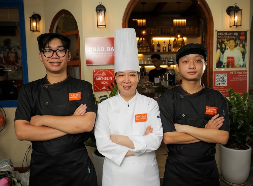 Hai nhà hàng ở Hà Nội trùng tên và treo bảng Michelin gây hiểu lầm - 2