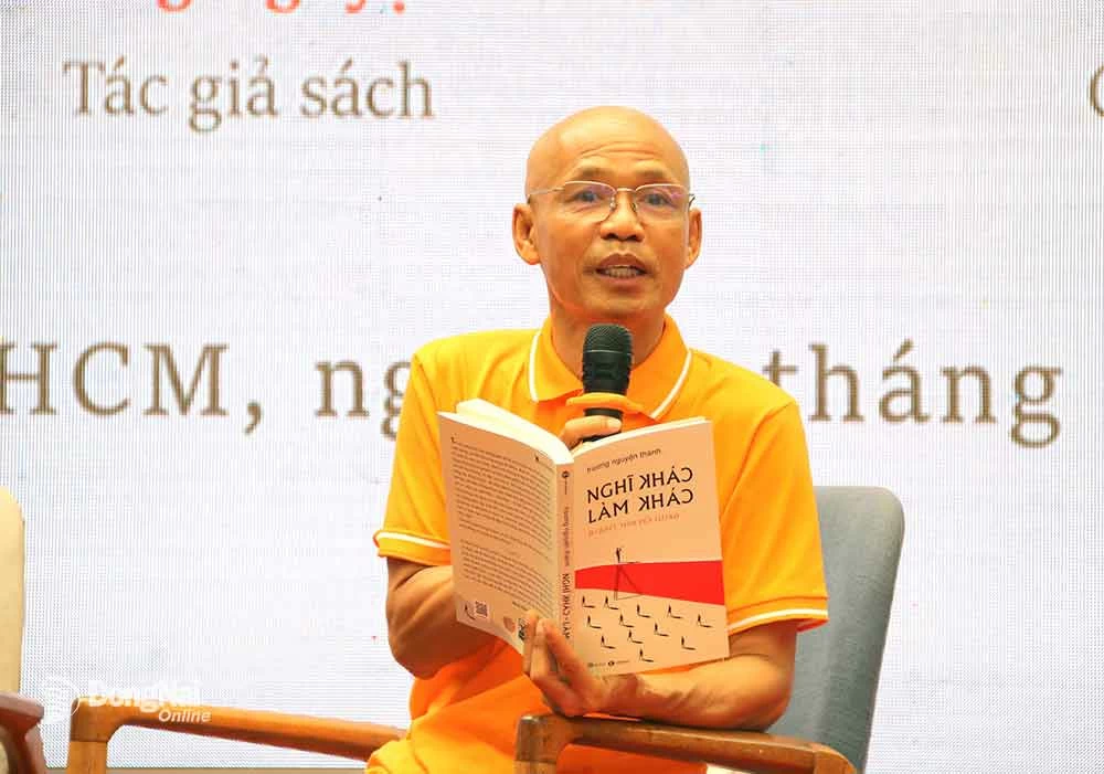 Tiến sĩ Nguyễn Mạnh Hùng. Ảnh: NVCC