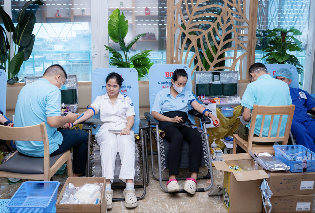 Hàng trăm người đến Bệnh viện Đa khoa Quốc tế Nam Sài Gòn tiếp sức sự sống - 3