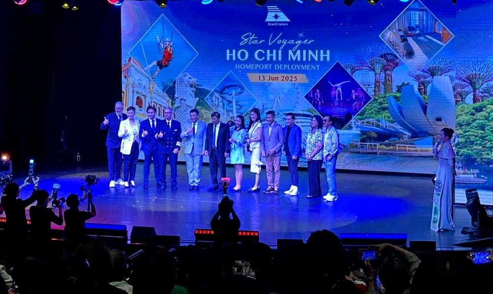 Lần đầu tiên du thuyền 5 sao khởi hành từ Việt Nam đưa khách tới Singapore - ảnh 4