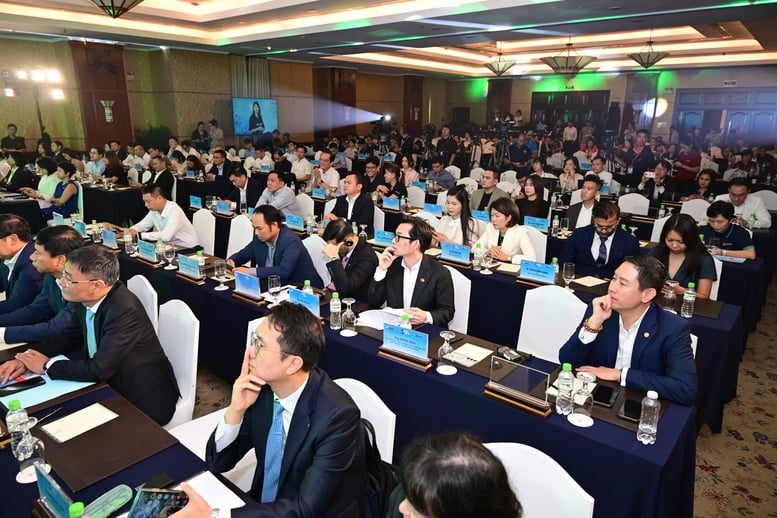 Phó Thủ tướng Hồ Đức Phớc: Thanh toán không dùng tiền mặt đã có bước phát triển vượt bậc- Ảnh 2.