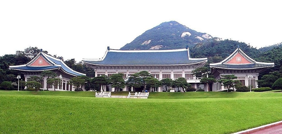 960px-korea-seoul-blue-house-che.jpg