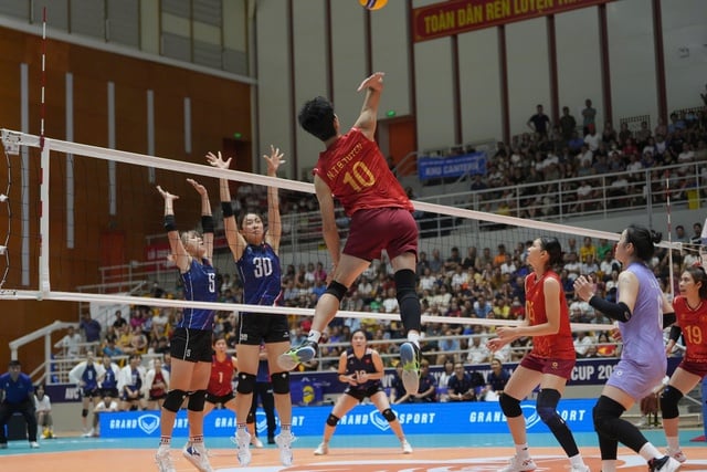 Bích Tuyền bùng nổ rực rỡ, đội tuyển bóng chuyền nữ Việt Nam vô địch AVC Nations Cup 2025- Ảnh 1.
